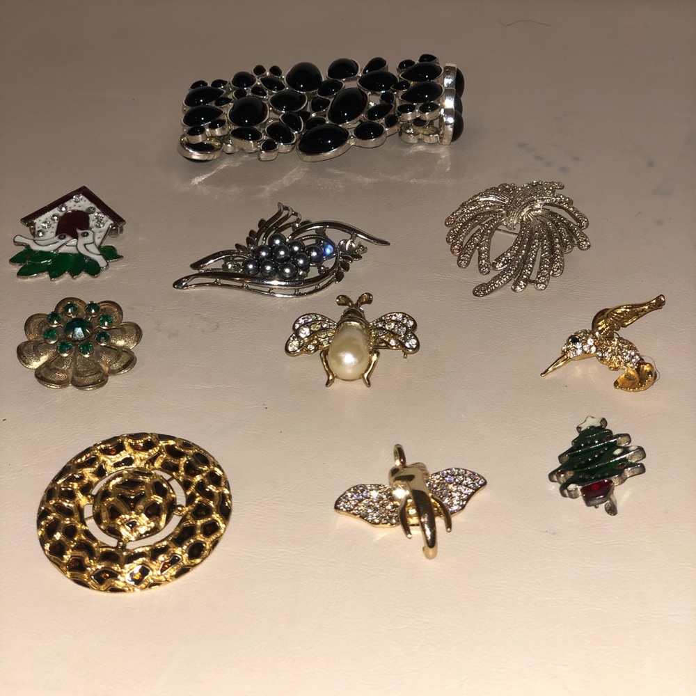 Adorable Brooch Bundle/Lot + Bracelet & Charm